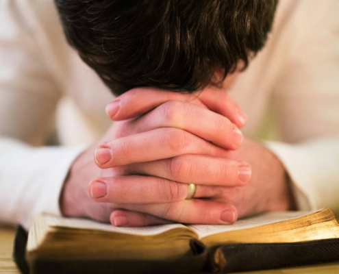 how to practice discernment